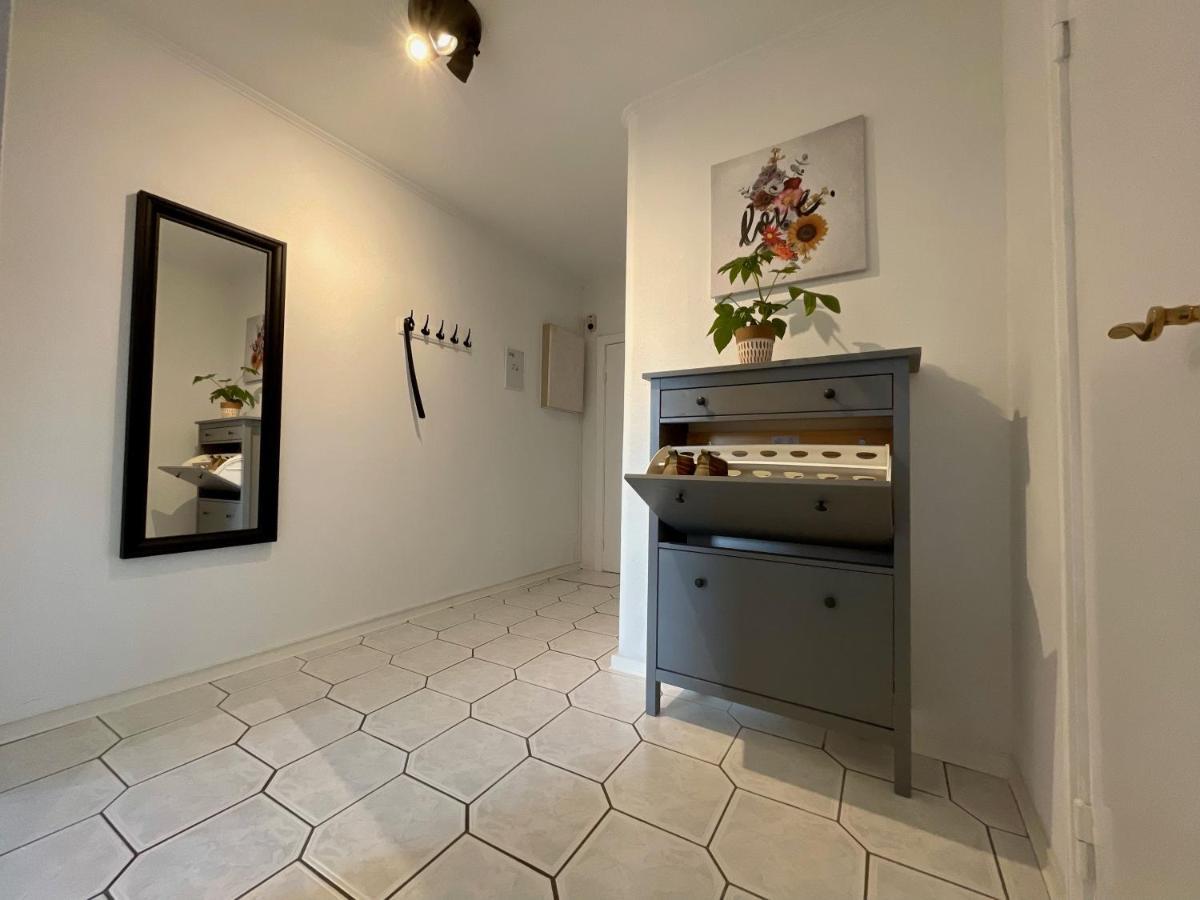 Purple Kitchen - Apartment Mit Grosser Wohnkueche Bremerhaven Buitenkant foto